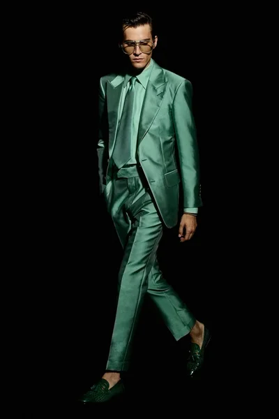 Look 22